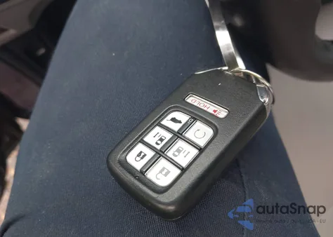 2020 Honda Odyssey Ex-L/Ex-L W/Navi Res z USA, uszkodzony, nr VIN 5FNRL6H70LB048848